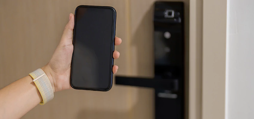 Keypad Wifi Locks Repair And Installation in South Monrovia Island, CA