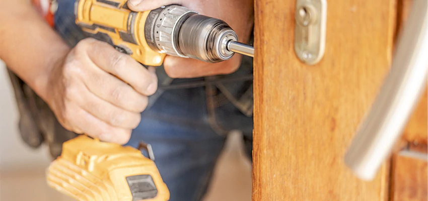 Emergency A1 Locksmith Services in South Monrovia Island, California