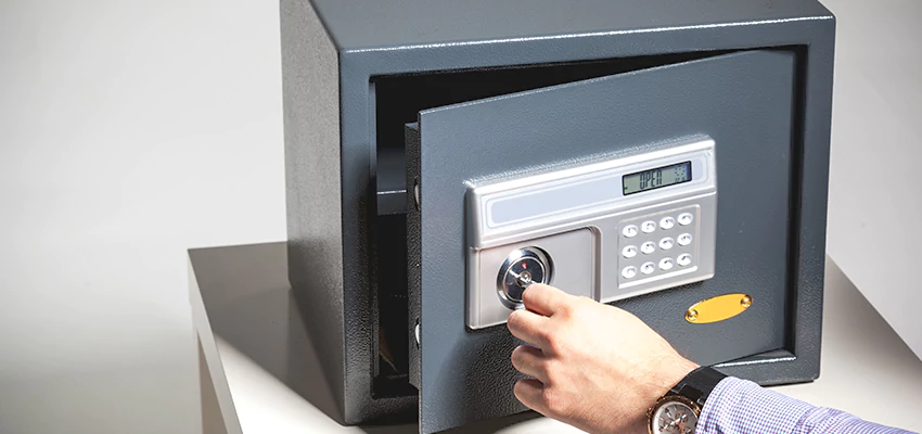 Jewelry Safe Unlocking Service in South Monrovia Island, California