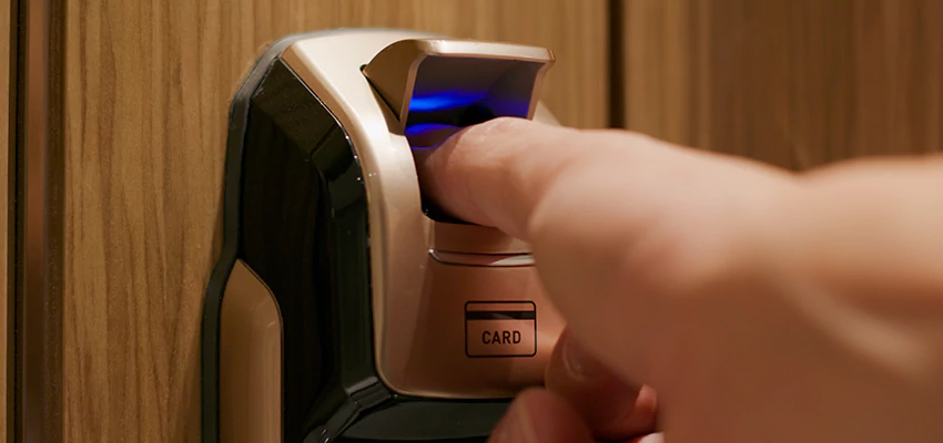 Fingerprint Door Locks Replacement in South Monrovia Island, CA