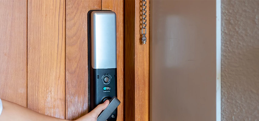 Home Security Electronic Locks Upgrades in South Monrovia Island, CA